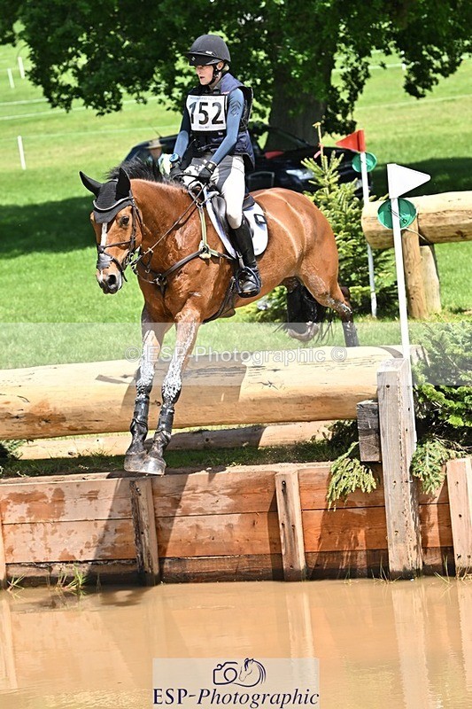 240525-133312-14455 - 152-MODRIX_DOR_VAN_DE_MISPELAERE-Annabel_Walsh