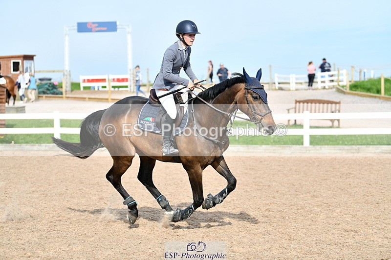 240511A-172012-15618 - Cls 26 Discovery and 1m Open