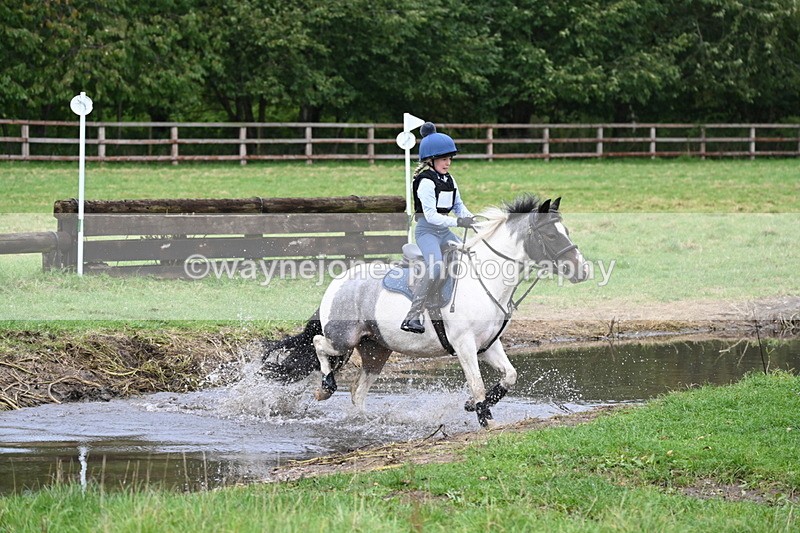 WJ6_3002 - Time at Photographer 11:01 to 11:20