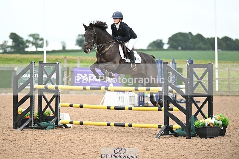 250607-130559-01147 - Cls 13 Pony Foxhunter and 1.10m