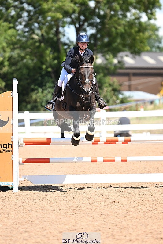 240728A-121526-08478 - Cls 32 85cm Amateur Qualifier