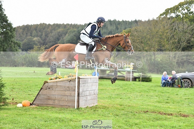 231020-125822-08649 - 069-LUSUELA-Will.Furlong-XC