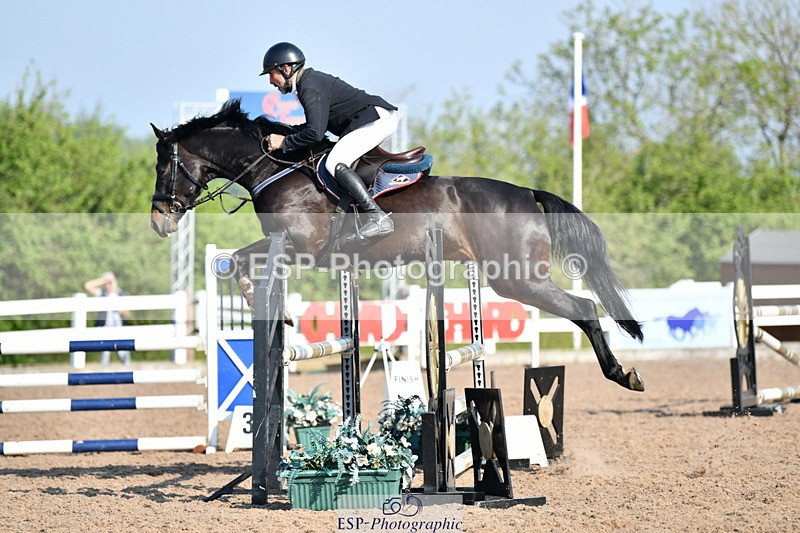 240512A-084241-16943 - Cls 39 British Novice and 90cm Open