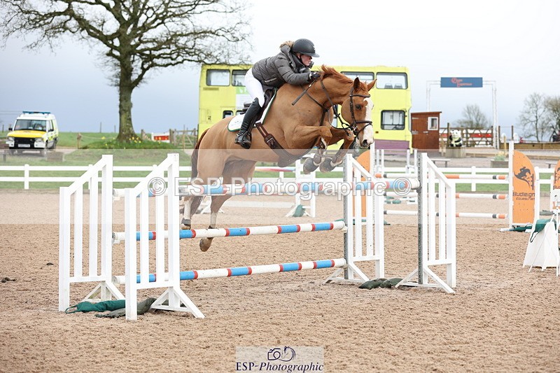240223A-151125-02184 - Cls 6 Foxhunter and 1.20m Open