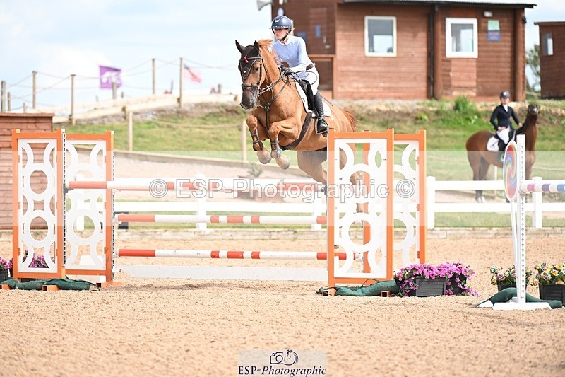 250723-154400-01204 - Cls 6 Foxhunter and 1.20m