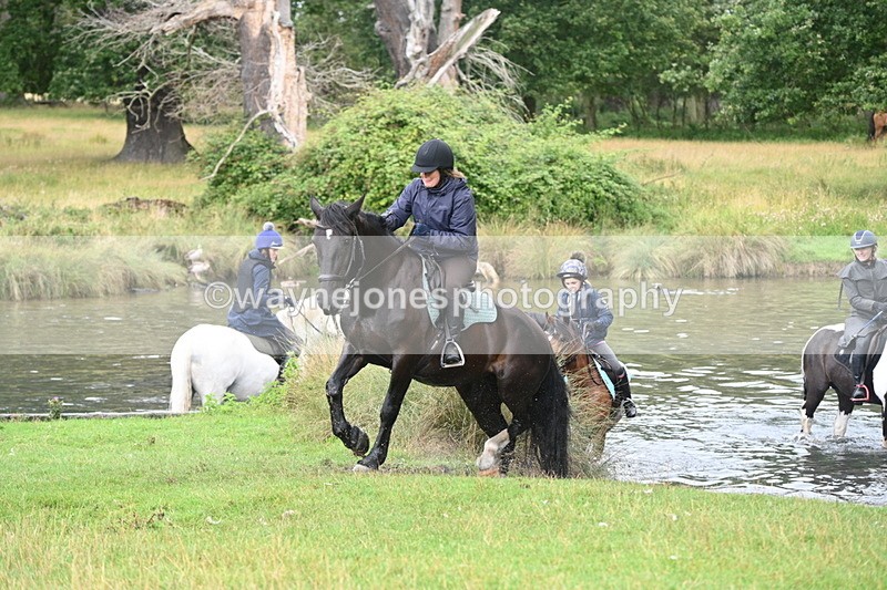 WJ7_9462 - Time at Water 12:24 to 13:32