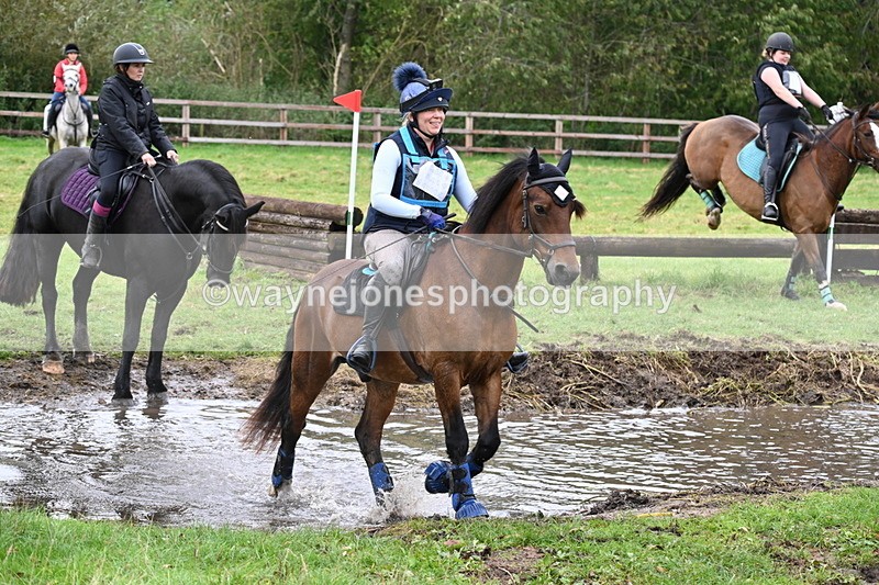 WJ6_5128 - Time at Photographer 12:17 to 12:30
