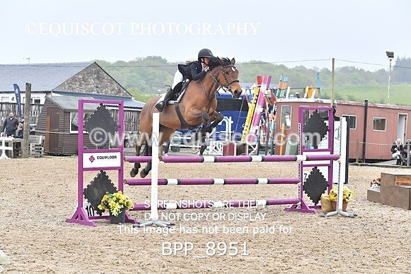 BPP_8951 - CLASS 26 SUN Senior Discovery/ 1m Open