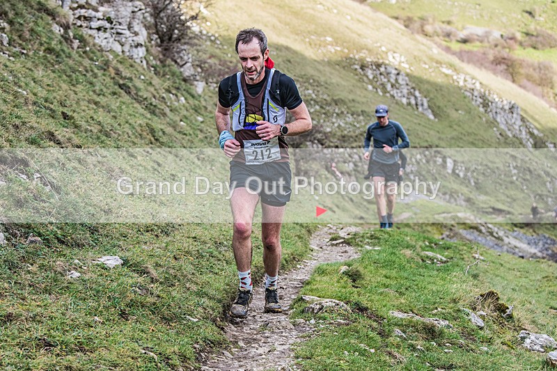 Litton-265 - Litton Christmas Cracker Fell Race (Limestone Series) Sunday 14th December 2025