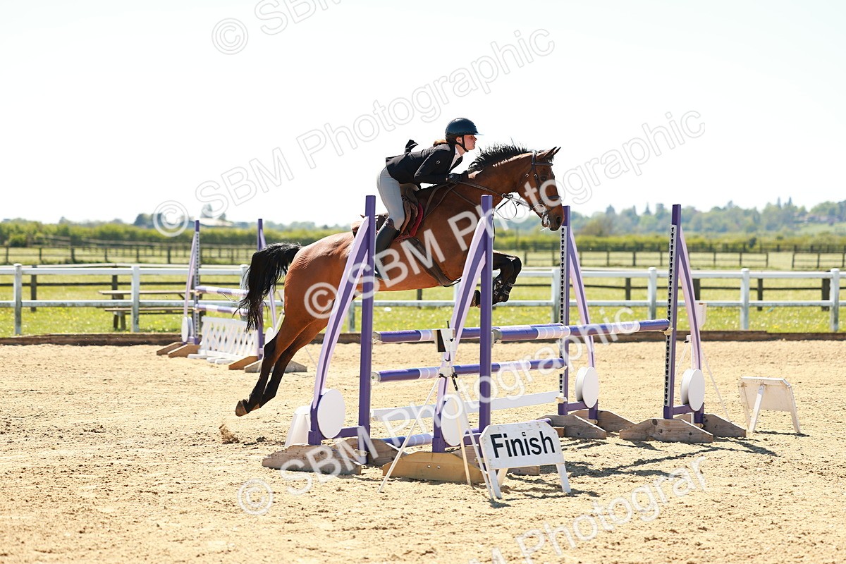 SBM_001352 - Class 4 - Senior Newcomers 1.10m