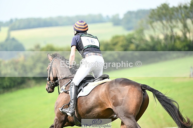 240831A-124207-02696 - 016-Max.Forster-FLO.CORMINT