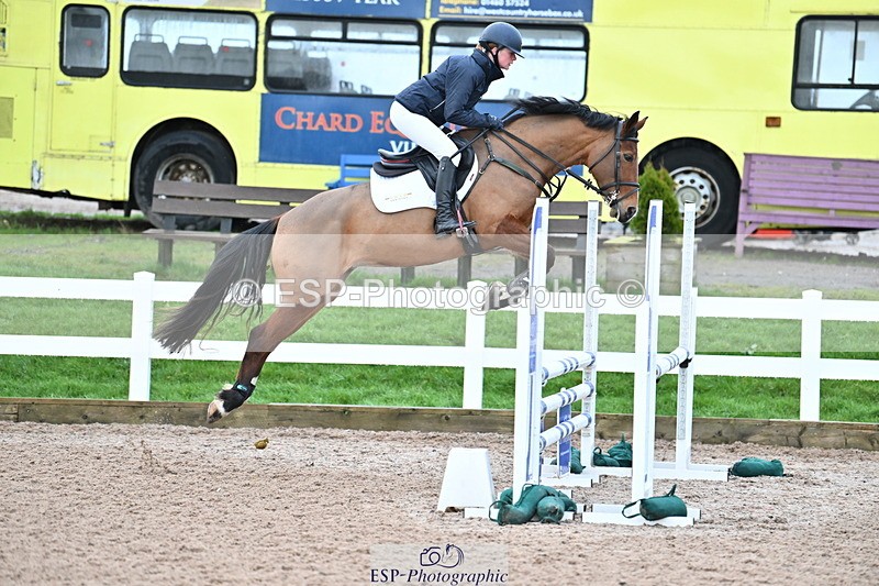 240224A-082633-02765 - Cls 9 British Novice and 90cm Open