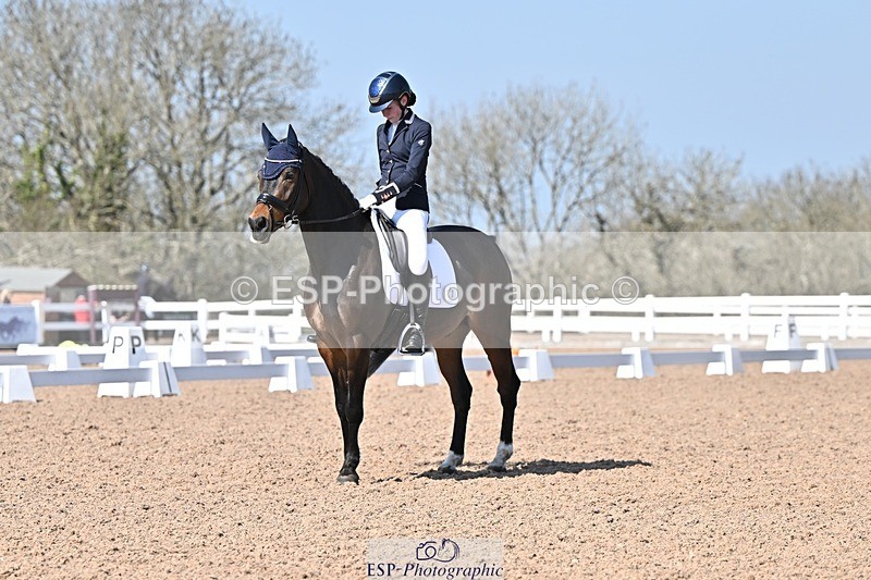 250404-135343-06503 - 110-Annabelle.Wesley-Den.Ostriks.Nio