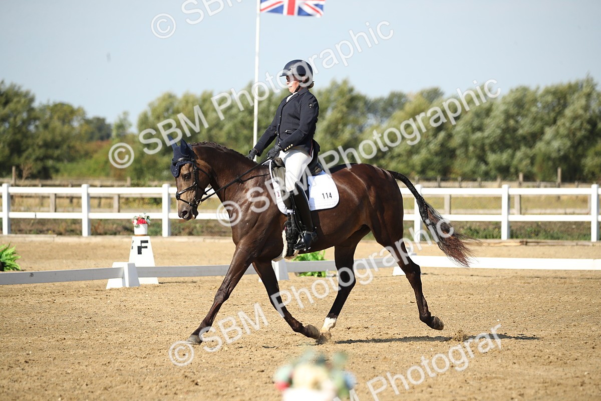 SBM_004616 - Class 11 - Novice 5 - 9.0010.03