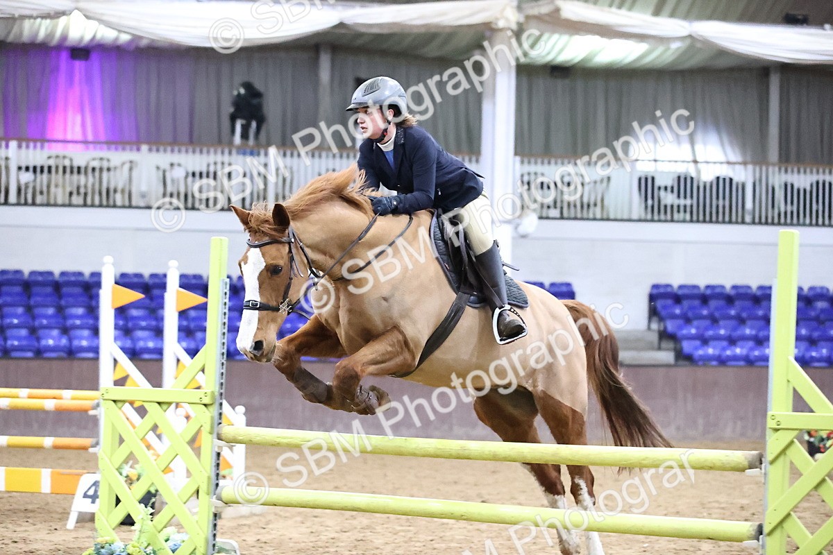 SBM_2051 - Class 8 - Nupafeed Supplements Senior Discovery/ 1m Open