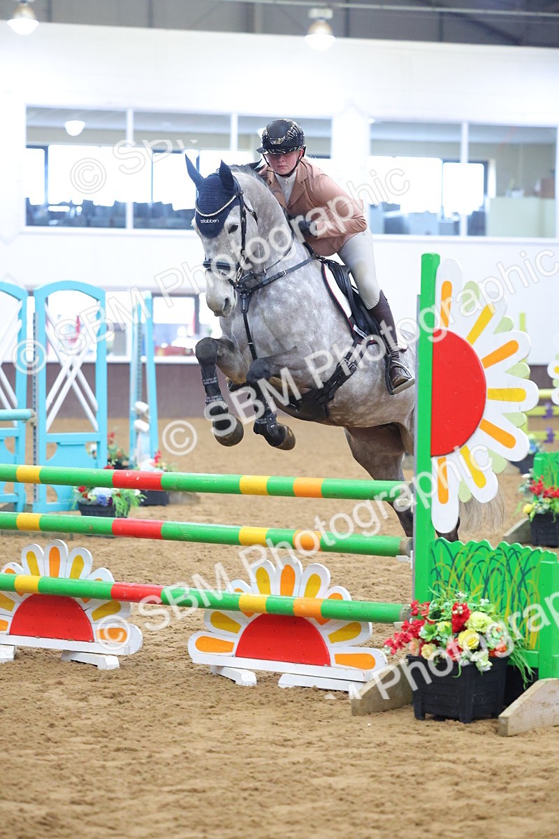 SBM_008260 - Class 21 - Nupafeed Supplements Senior Discovery/ 1m Open - First Round (1.00m)