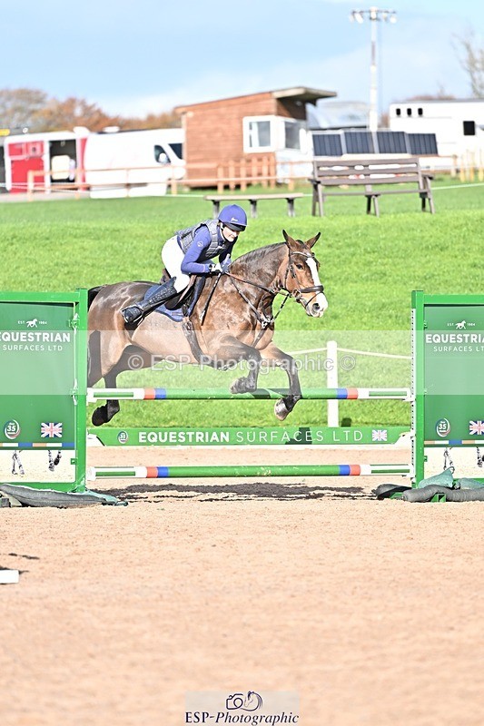 251102-130700-00574 - 90cm