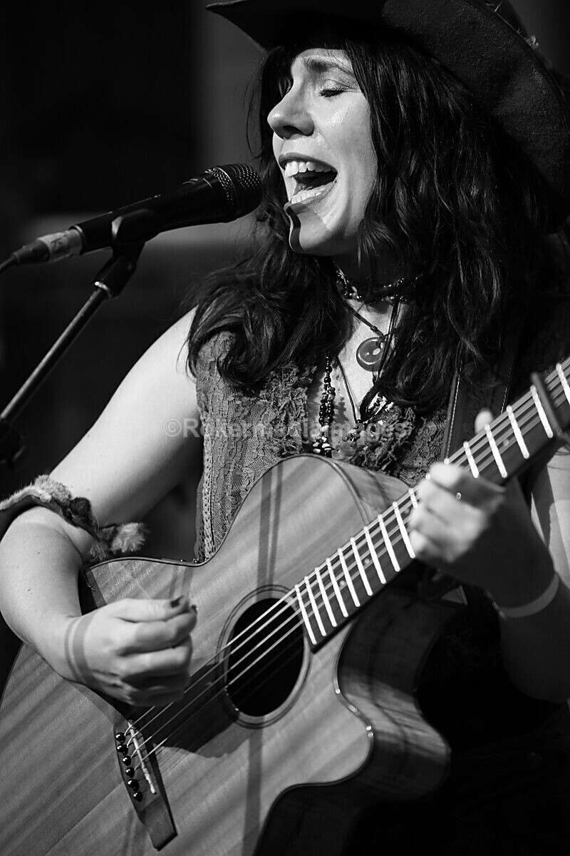 FOLK N BLUES-355 - FOLK and BLUES SEPT 2022