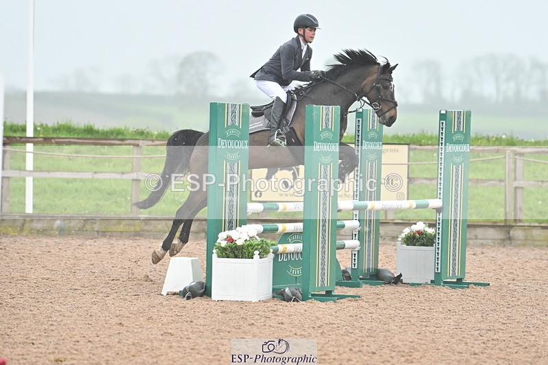 240505A-125036-05195 - Cls 4 Blue Chip Pony Newcomers & 1m Open