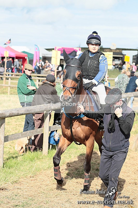 PtP 210425  1301 - Paxford Races Easter Monday 21/04/25