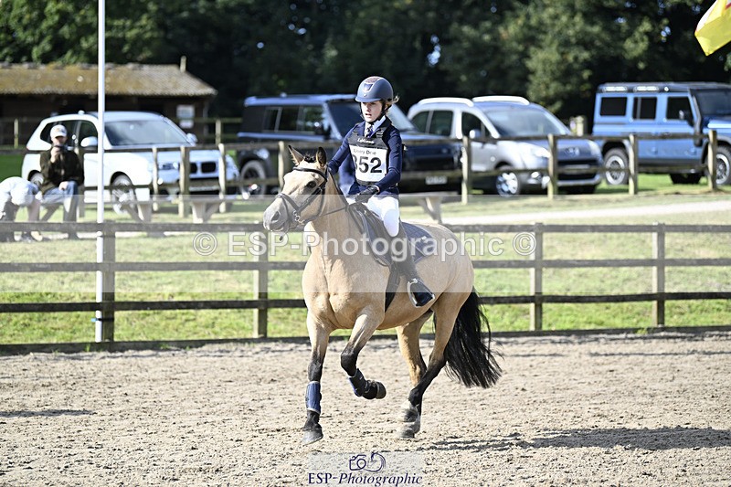 240823X-094351-14863 - 60cm R2 9.30 to 11.00