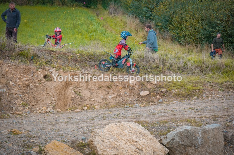 DSCF0586 - Ripon MC Trial 27/09- kids