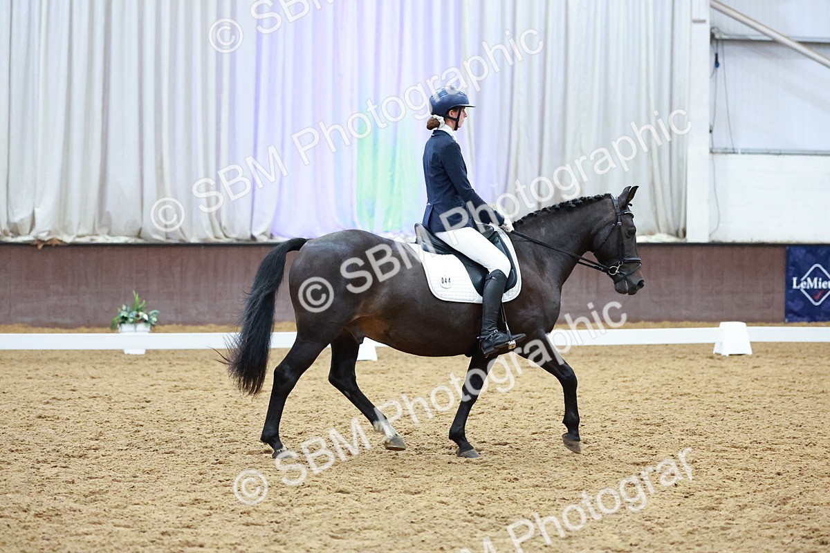 SBM_004432 - Class 12 - E2 Championship - 14.50-15.53