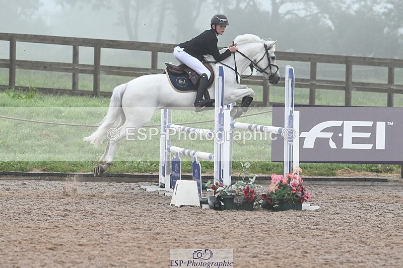 240630A-093012-10969 - Cls 23 Graham Heath 128cm + 138cm