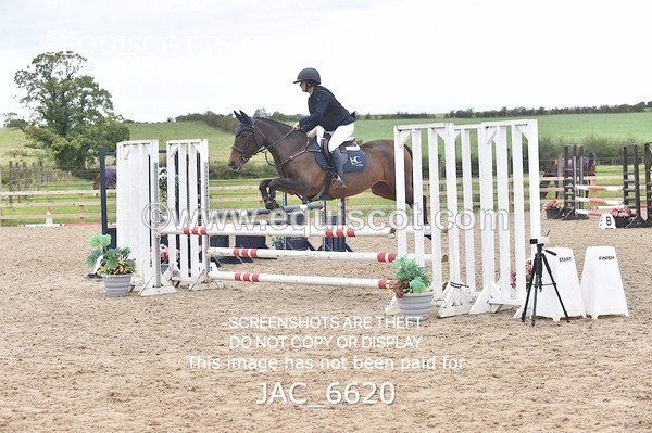 JAC_6620 - CLASS 15 SUN Pony Discovery / 90cm Open