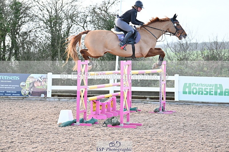 231209A-135925-01991 - Cls 15 National 1.30m & 1.40m