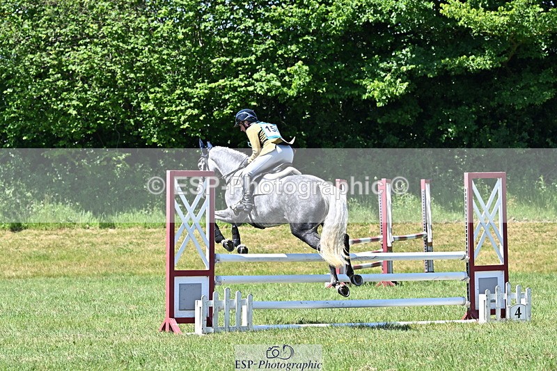 250522B-121744-01980 - 158-CRUISING.CARRA-Leigh.Smallacombe