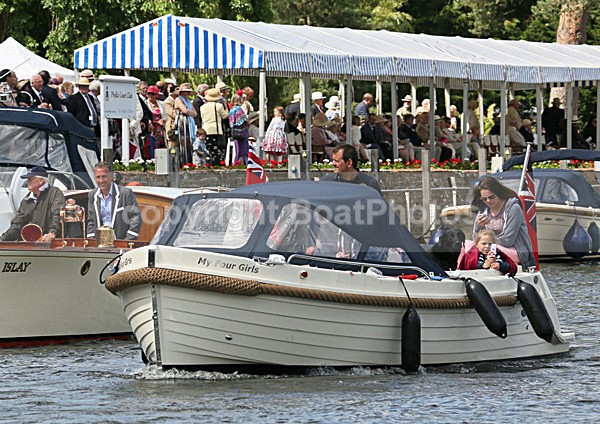 120701 MY FOUR GIRLS WT7A3827 - HENLEY ROYAL REGATTA - Sunday 1st July 2012