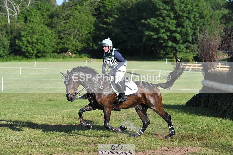 230527-182104-14119 - 178-RIDIRE_DORCHA-Lucy_Stimson-XC