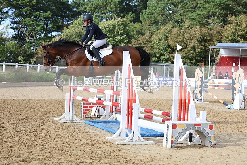 3E7A0636 - Class 13: Senior Newcomers/1.10m open