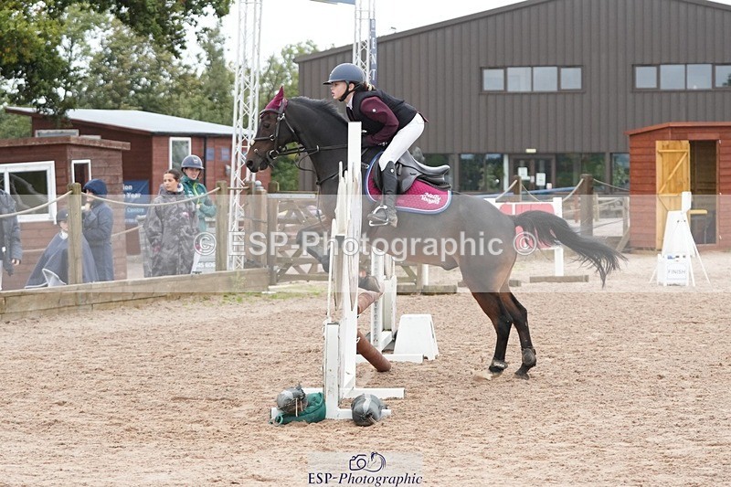 250920-154748-01492 - Cls 21 Pony Intro 80cm Derby