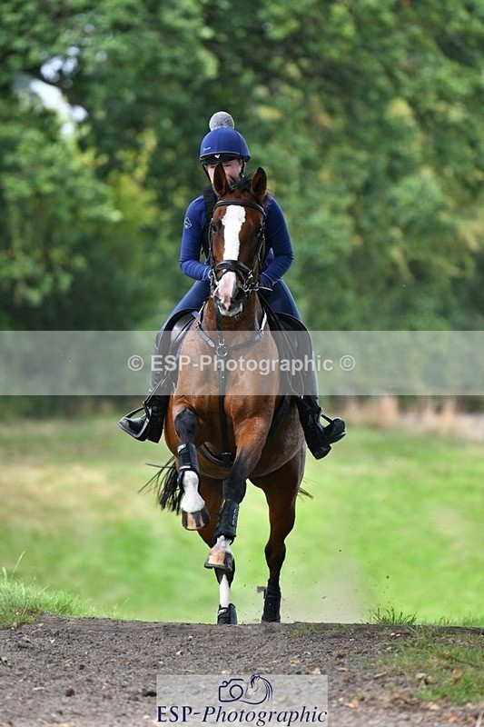 230817-133334-02930 - Abbie's 1st Group - XC