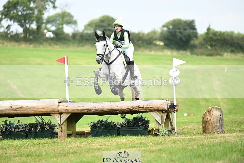 240831A-122401-02099 - 014-Caitlyn.Faull-PENNINEVIEW.SUMMER