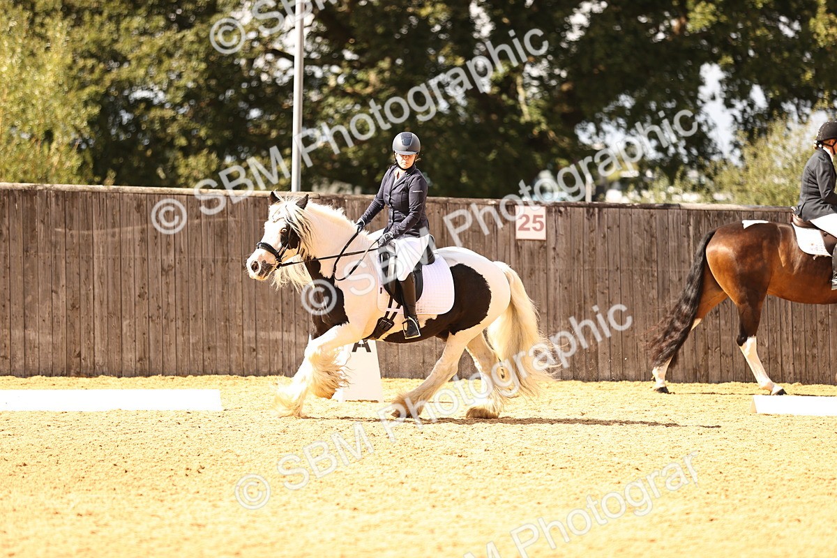 SBM_08605 - D30 Small Tour PYO Open