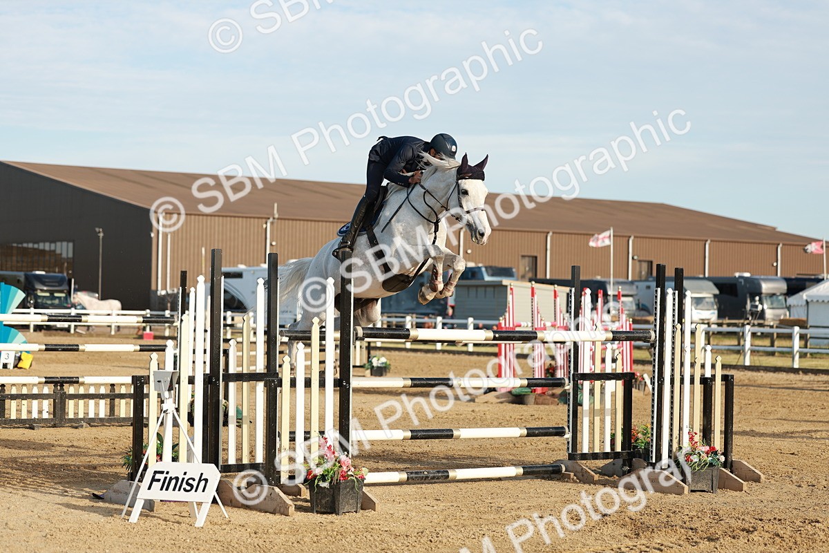 SBM_009012 - Class 6 - National 1.30m 1.40m Open Handicap