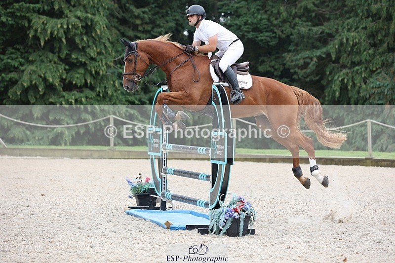 230908-170229-03106 - Cls 9 Snr Newcomers & 1.10m Open