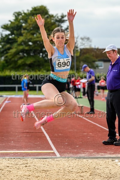 Age25SAT-915347 - Field Female Set One