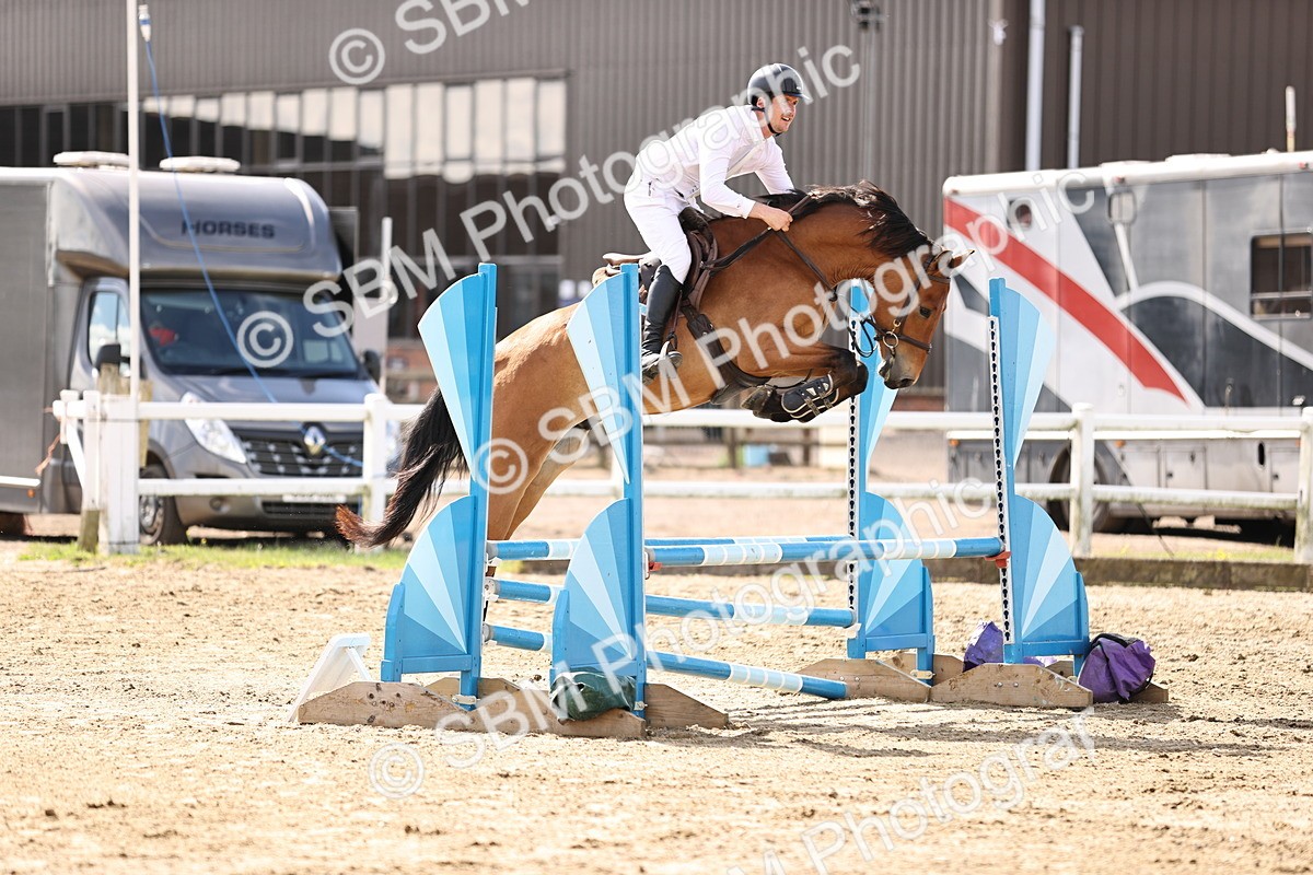 SBM_001870 - Class 8 - Clear Round