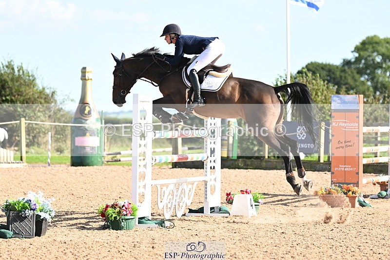 240913A-155238-05092 - Cls 18 National 1.40m Open