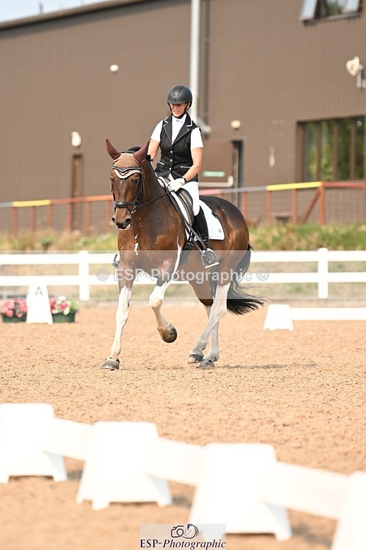 250816-154251-06240 - 123-Lorraine.MorrisLissyegan.Coloured.Lady