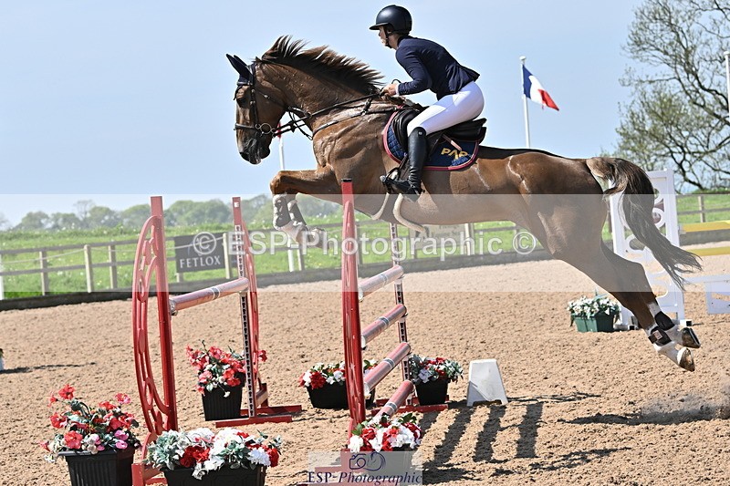 240509A-110150-01014 - Cls 9 Snr 1.20m Open