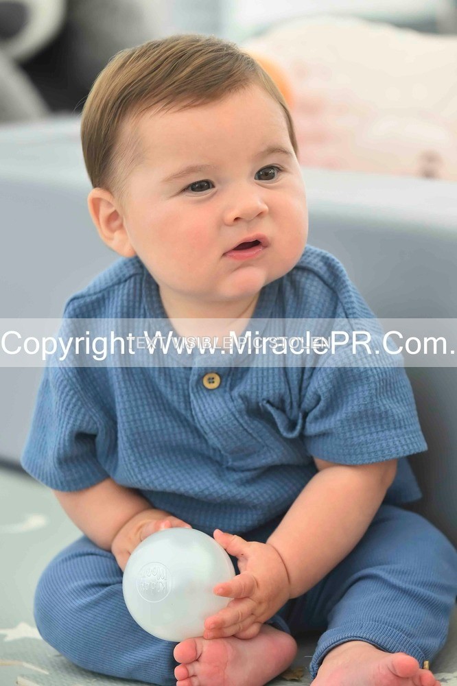 SH4_2044 - Bonny baby competition.