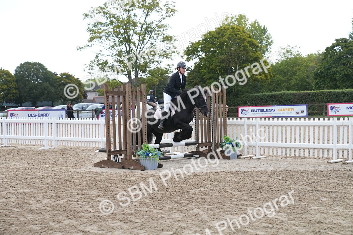 SBM_00012 - J53 - Clear Round 40cm