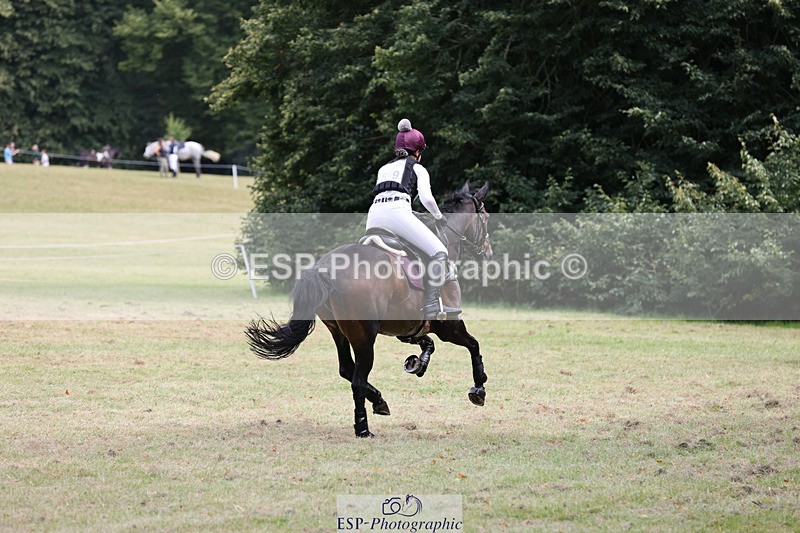 240825X-145217-35132 - 80cm XC 14.30 to 15.30