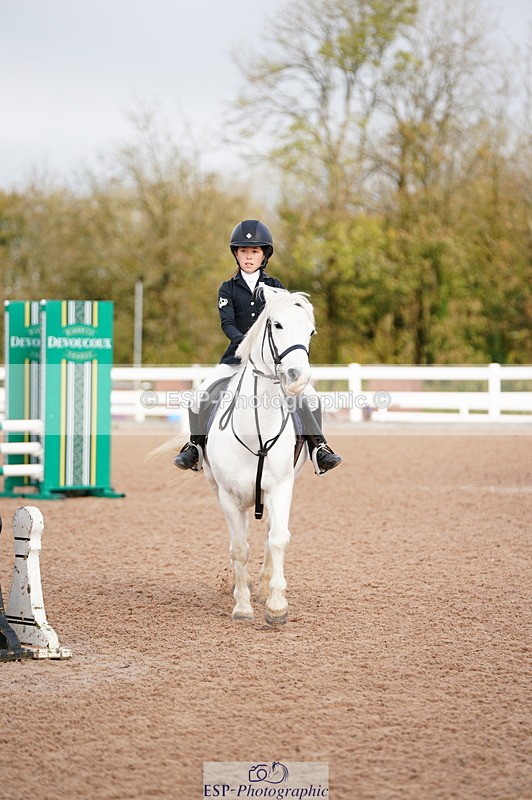 241027A-100830-02018 - SUN Cls 4 Pony British Novice and 80cm