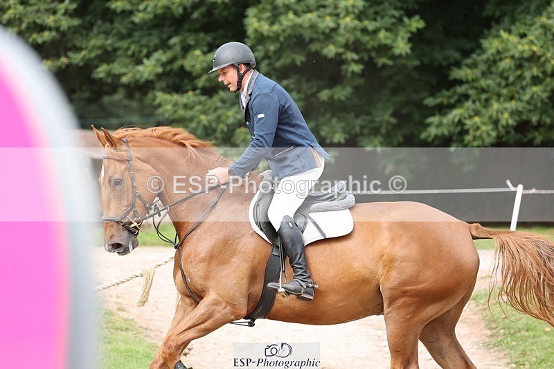 240817-110058-00768 - 03A Snr Disc